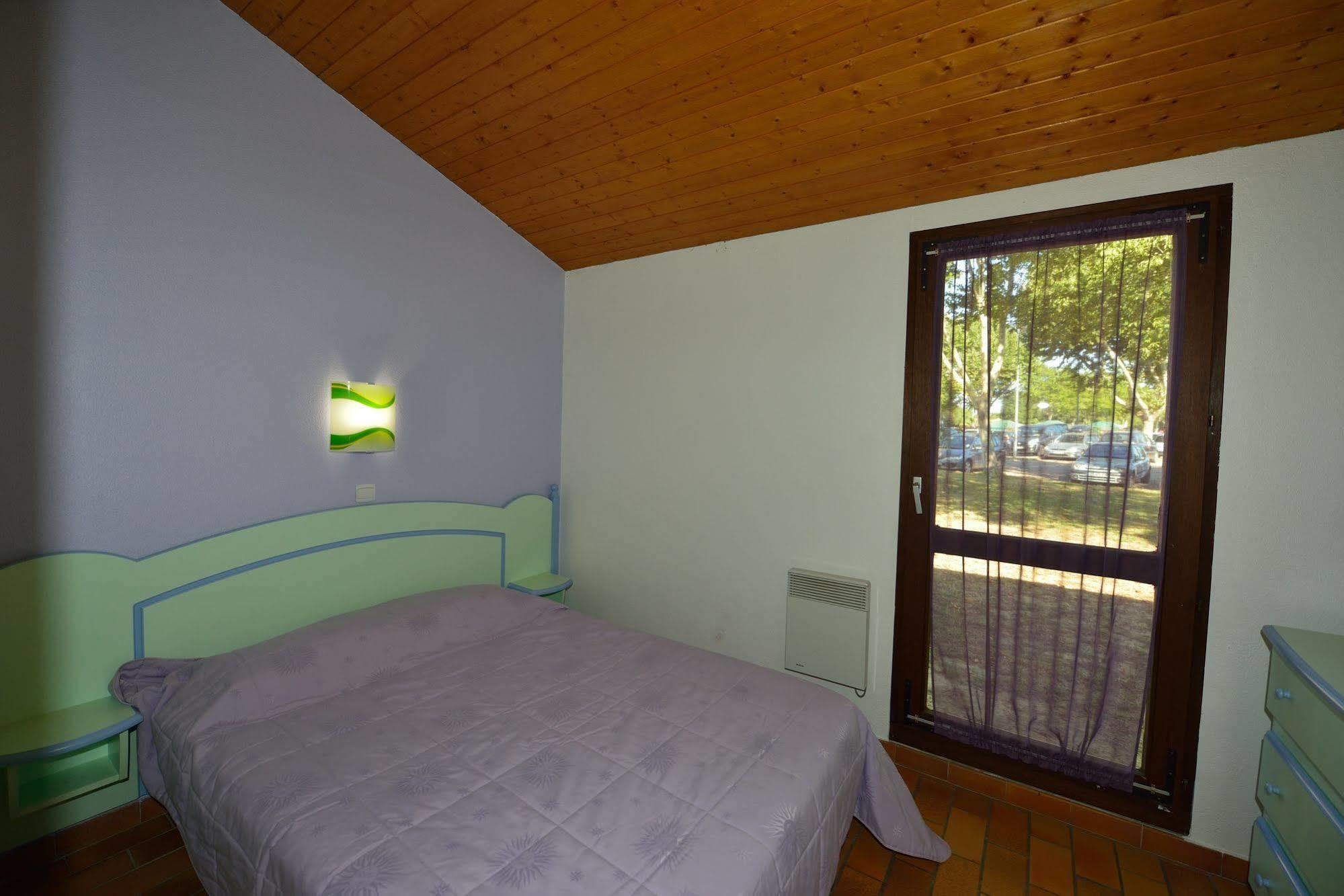 Azureva Saint Cyprien Aparthotel Exterior foto