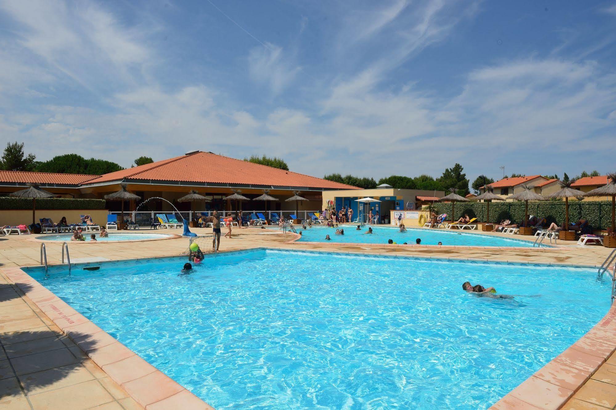 Azureva Saint Cyprien Aparthotel Exterior foto